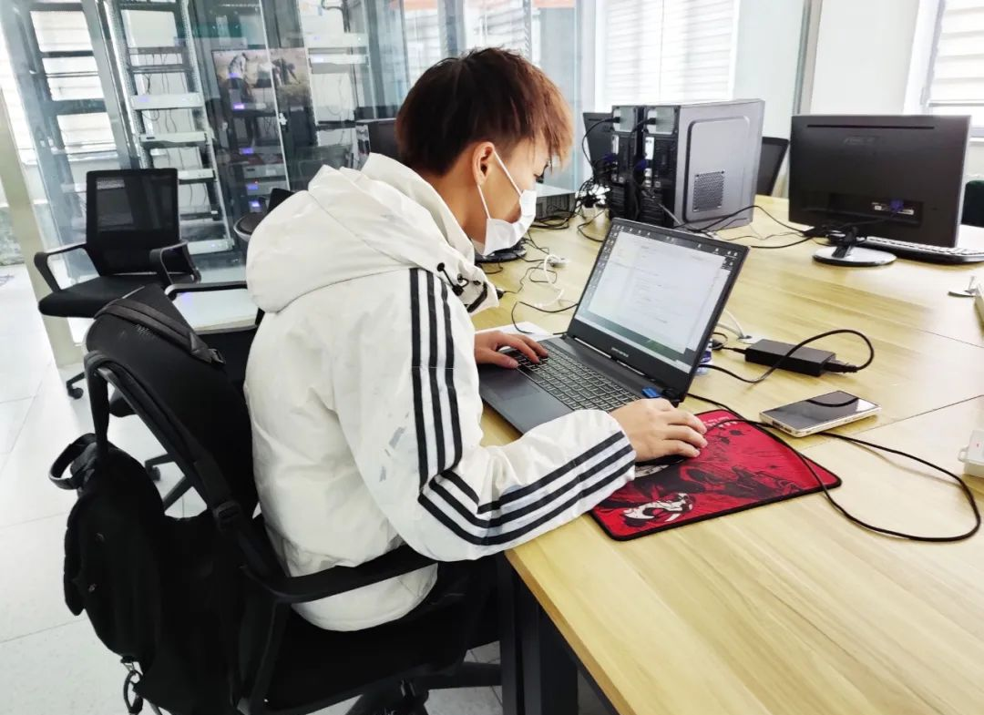 服务客户，sbobet利记(中国)人是认真的!